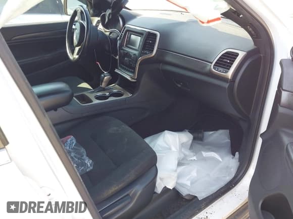 ✅ 2017 Jeep Grand Cherokee Altitude • VIN: 1C4RJFAG6HC633230 • Lot: 40703104. Listed on IAAI with 150,000 mi. Free auction sales archive from the USA and detailed vehicle history report at DreamBid. Image 5.