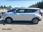 ✅ 2020 Kia Soul S • VIN: KNDJ23AU2L7101070 • Lot: 42444177. Listed on IAAI with 102,740 mi. Free auction sales archive from the USA and detailed vehicle history report at DreamBid. Image 14.