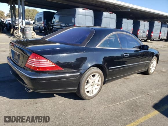 ✅ 2000 Mercedes-Benz CL 500/600 • VIN: WDBPJ75JXYA004986 • Lot: 79440594. Listed on Copart with 150,624 mi. Free auction sales archive from the USA and detailed vehicle history report at DreamBid. Image 3.