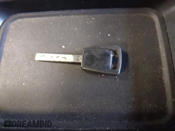 ✅ 2015 Chevrolet Silverado 1500 LT • VIN: 3GCUKREC1FG415044 • Лот: 43290070. Опубликован ранее на IAAI с пробегом 203 295 миль. Бесплатный доступ к архиву аукционных продаж из США и подробный отчёт об истории автомобиля на DreamBid. Изображение 11.