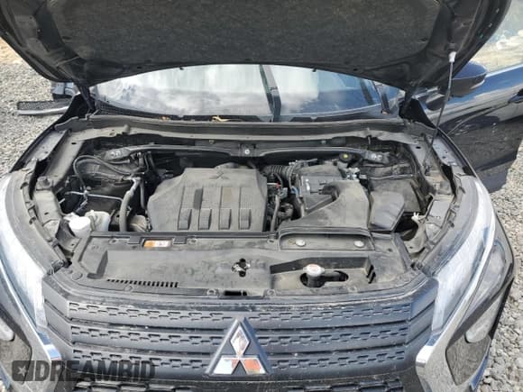 ✅ 2022 Mitsubishi Eclipse Cross SE • VIN: JA4ATWAA5NZ063839 • Lot: 71880325. Wystawiony na Copart z przebiegiem 60 713 mil. Bezpłatny archiwum sprzedaży aukcyjnych z USA i szczegółowy raport historii pojazdu na DreamBid. Zdjęcie 11.