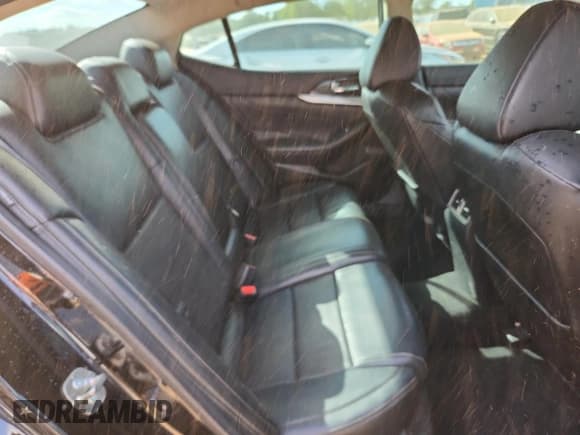 ✅ 2019 Nissan Maxima SR • VIN: 1N4AA6AV4KC364735 • Lot: 85338985. Listed on Copart with 138,251 mi. Free auction sales archive from the USA and detailed vehicle history report at DreamBid. Image 10.