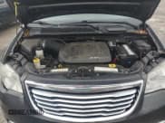 ✅ 2011 Chrysler Town & Country Touring • VIN: 2A4RR5DG7BR771415 • Lot: 90648355. Listed on Copart with 59,367 mi. Free auction sales archive from the USA and detailed vehicle history report at DreamBid. Image 12.