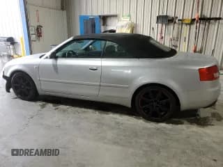 ✅ 2005 Audi S4 • VIN: WUARL48H85K901986 • Lot: 89376205. Wystawiony na Copart z przebiegiem 125 614 mil. Bezpłatny archiwum sprzedaży aukcyjnych z USA i szczegółowy raport historii pojazdu na DreamBid. Zdjęcie 2.