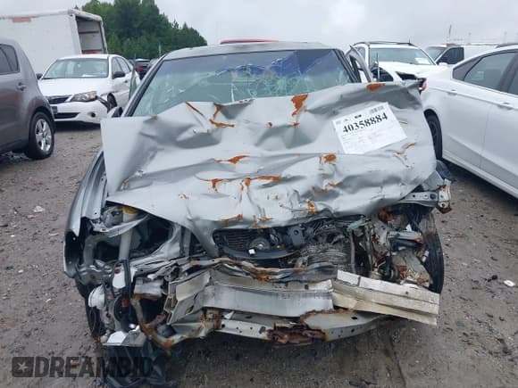 ✅ 2001 Infiniti I30 Luxury • VIN: JNKCA31A41T010662 • Lot: 40358884. Wystawiony na IAAI z przebiegiem Nie podano. Bezpłatny archiwum sprzedaży aukcyjnych z USA i szczegółowy raport historii pojazdu na DreamBid. Zdjęcie 13.