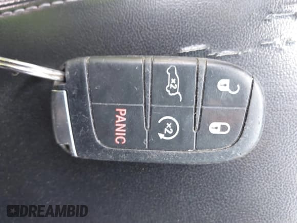 ✅ 2015 Jeep Grand Cherokee Limited • VIN: 1C4RJFBG8FC627568 • Lot: 43281521. Listed on IAAI with 177,613 mi. Free auction sales archive from the USA and detailed vehicle history report at DreamBid. Image 11.