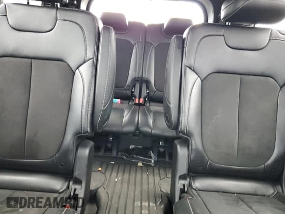 ✅ 2024 Jeep Grand Cherokee Altitude • VIN: 1C4RJKAGXR8565303 • Lot: 85720325. Listed on Copart with 24,289 mi. Free auction sales archive from the USA and detailed vehicle history report at DreamBid. Image 10.