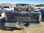 ✅ 1992 Toyota Pickup DLX • VIN: 4TARN01P4NZ035286 • Лот: 86193894. Опубликован ранее на Copart с пробегом 291 839 миль. Бесплатный доступ к архиву аукционных продаж из США и подробный отчёт об истории автомобиля на DreamBid. Изображение 6.