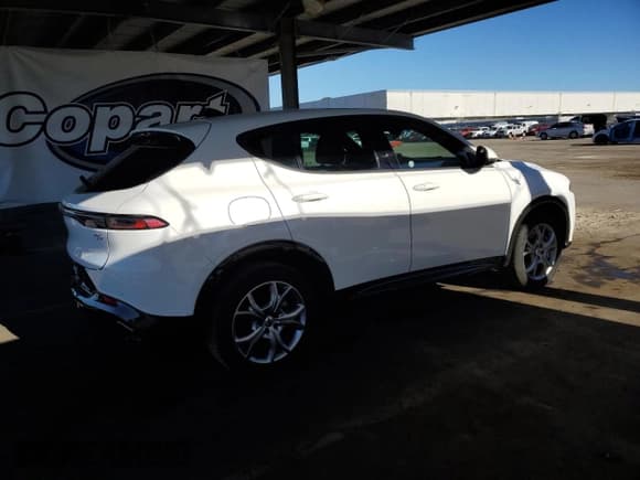 ✅ 2024 Dodge Hornet R/T • VIN: ZACPDFCWXR3A33527 • Lot: 90374825. Listed on Copart with Not provided. Free auction sales archive from the USA and detailed vehicle history report at DreamBid. Image 3.