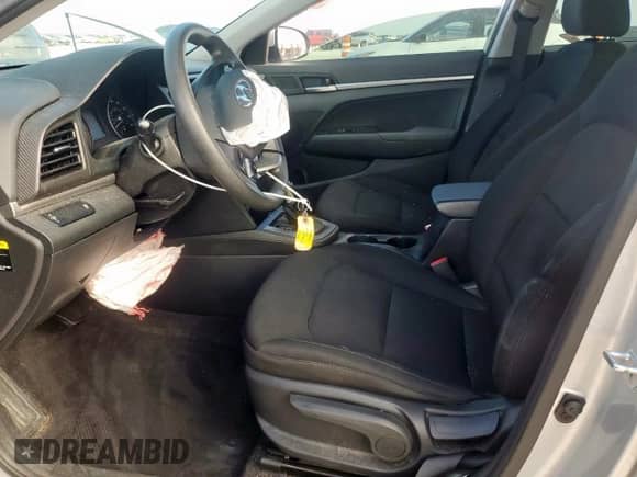 2019 Hyundai Elantra SE z VIN 5NPD74LF7KH409753, wystawiony jako Copart lot #70935015 z przebiegiem 85 038 mil mil oraz Szkoda całkowita • Salvage title. Historia ofert i sprzedaży dostępna na DreamBid. Obrazek 7.