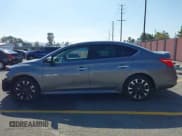 ✅ 2017 Nissan Sentra SR Turbo • VIN: 3N1CB7AP6HY382826 • Lot: 43487033. Wystawiony na IAAI z przebiegiem 82 786 mil. Bezpłatny archiwum sprzedaży aukcyjnych z USA i szczegółowy raport historii pojazdu na DreamBid. Zdjęcie 15.