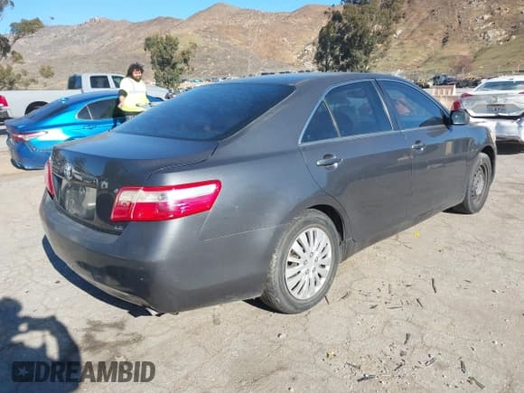 ✅ 2008 Toyota Camry • VIN: 4T1BE46K68U232189 • Лот: 43775992. Опубликован ранее на IAAI с пробегом 205 160 миль. Бесплатный доступ к архиву аукционных продаж из США и подробный отчёт об истории автомобиля на DreamBid. Изображение 4.