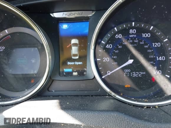 ✅ 2012 Hyundai Sonata Hybrid • VIN: KMHEC4A45CA028134 • Lot: 41626932. Listed on IAAI with 111,322 mi. Free auction sales archive from the USA and detailed vehicle history report at DreamBid. Image 7.