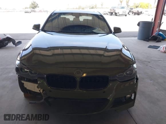 ✅ 2012 BMW 3 Series 335i • VIN: WBA3A9C55CFX59649 • Lot: 42092969. Listed on IAAI with 182,620 mi. Free auction sales archive from the USA and detailed vehicle history report at DreamBid. Image 12.