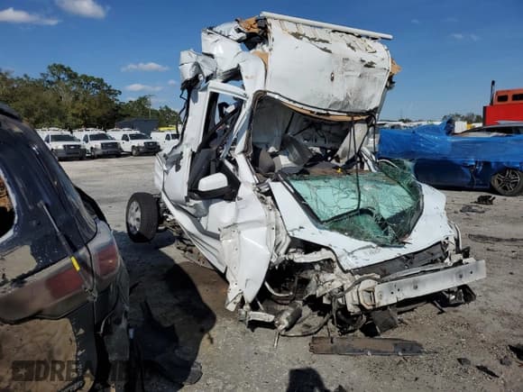 ✅ 2013 Ford Transit Connect XLT • VIN: NM0LS6BN9DT149625 • Лот: 44331415. Опубликован ранее на Copart с пробегом Не указан. Бесплатный доступ к архиву аукционных продаж из США и подробный отчёт об истории автомобиля на DreamBid. Изображение 4.