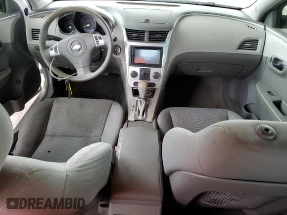 ✅ 2012 Chevrolet Malibu 1LS • VIN: 1G1ZB5E00CF225262 • Lot: 73627544. Listed on Copart with 119,992 mi. Free auction sales archive from the USA and detailed vehicle history report at DreamBid. Image 8.