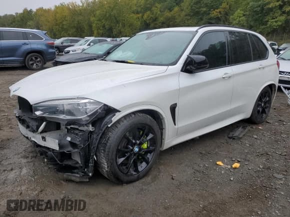 ✅ 2018 BMW X5 M • VIN: 5YMKT6C59J0Y83695 • Lot: 72385954. Wystawiony na Copart z przebiegiem 79 802 mil. Bezpłatny archiwum sprzedaży aukcyjnych z USA i szczegółowy raport historii pojazdu na DreamBid. Zdjęcie 1.