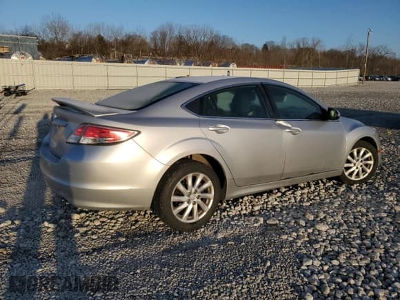✅ 2011 Mazda 6 i Grand Touring • VIN: 1YVHZ8CH4B5M00944 • Lot: 48880805. Listed on Copart with 103,989 mi. Free auction sales archive from the USA and detailed vehicle history report at DreamBid. Image 3.