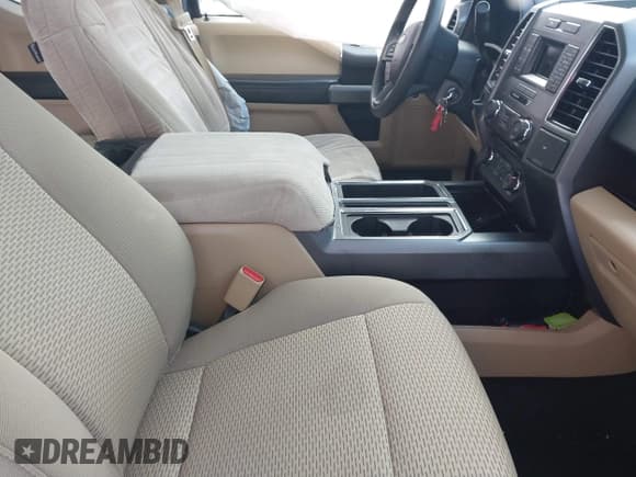 ✅ 2017 Ford F-150 XL • VIN: 1FTEX1CF8HFB90520 • Лот: 41562366. Опубликован ранее на IAAI с пробегом 127 383 миль. Бесплатный доступ к архиву аукционных продаж из США и подробный отчёт об истории автомобиля на DreamBid. Изображение 5.