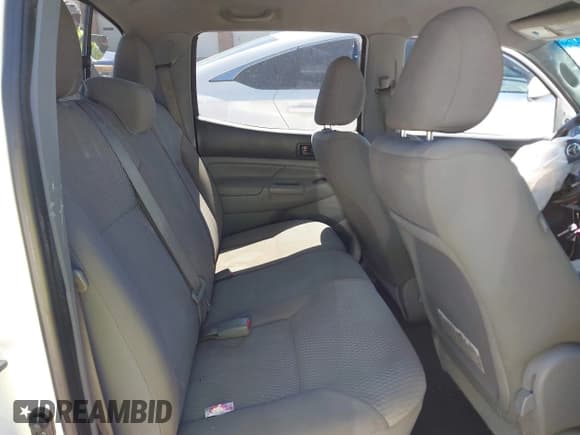 ✅ 2013 Toyota Tacoma • VIN: 5TFJX4CN5DX030249 • Лот: 41810560. Опубликован ранее на IAAI с пробегом 177 680 миль. Бесплатный доступ к архиву аукционных продаж из США и подробный отчёт об истории автомобиля на DreamBid. Изображение 8.