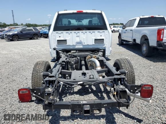 ✅ 2024 Ford F-250 • VIN: 1FD7X2AA6RED37006 • Лот: 53731515. Опубликован ранее на Copart с пробегом Не указан. Бесплатный доступ к архиву аукционных продаж из США и подробный отчёт об истории автомобиля на DreamBid. Изображение 6.