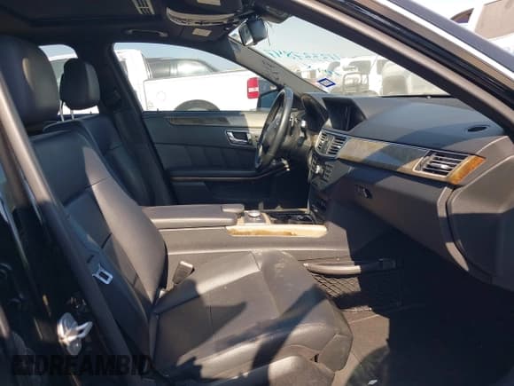 ✅ 2011 Mercedes-Benz E 350 Luxury • VIN: WDDHF8HB4BA444345 • Lot: 43337847. Listed on IAAI with 173,766 mi. Free auction sales archive from the USA and detailed vehicle history report at DreamBid. Image 5.