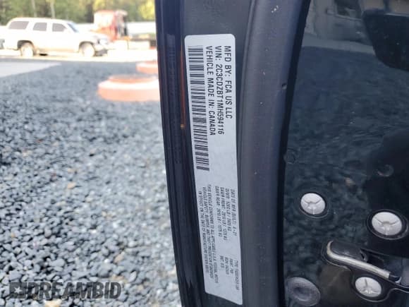 ✅ 2021 Dodge Challenger R/T • VIN: 2C3CDZBT1MH594116 • Lot: 55553784. Wystawiony na Copart z przebiegiem 57 559 mil. Bezpłatny archiwum sprzedaży aukcyjnych z USA i szczegółowy raport historii pojazdu na DreamBid. Zdjęcie 14.