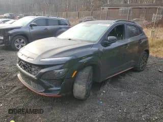 ✅ 2023 Hyundai Kona • VIN: KM8KH3AC0PU008061 • Лот: 85089534. Опубликован ранее на Copart с пробегом 29 820 миль. Бесплатный доступ к архиву аукционных продаж из США и подробный отчёт об истории автомобиля на DreamBid. Изображение 1.