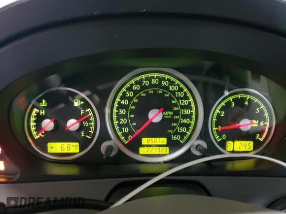 ✅ 2005 Chrysler Crossfire Limited • VIN: 1C3AN69L25X043733 • Lot: 72062645. Wystawiony na Copart z przebiegiem 227 923 mil. Bezpłatny archiwum sprzedaży aukcyjnych z USA i szczegółowy raport historii pojazdu na DreamBid. Zdjęcie 9.