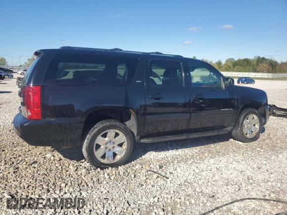 ✅ 2011 GMC Yukon XL SLT • VIN: 1GKS2KE36BR256762 • Лот: 85321175. Опубликован ранее на Copart с пробегом 229 137 миль. Бесплатный доступ к архиву аукционных продаж из США и подробный отчёт об истории автомобиля на DreamBid. Изображение 3.