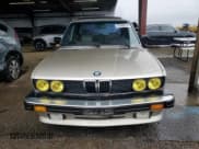 ✅ 1988 BMW 5 Series 535i • VIN: WBADC8407J3261205 • Лот: 87406714. Опубликован ранее на Copart с пробегом 45 211 миль. Бесплатный доступ к архиву аукционных продаж из США и подробный отчёт об истории автомобиля на DreamBid. Изображение 5.