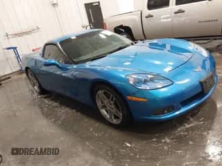 2008 Chevrolet Corvette z VIN 1G1YY26WX85118390, wystawiony jako IAAI lot #42625409 z przebiegiem 19 485 mil mil oraz . Historia ofert i sprzedaży dostępna na DreamBid. Obrazek 1.