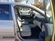 ✅ 2018 Honda Pilot EX-L • VIN: 5FNYF5H50JB022694 • Lot: 43577333. Listed on IAAI with 85,037 mi. Free auction sales archive from the USA and detailed vehicle history report at DreamBid. Image 5.