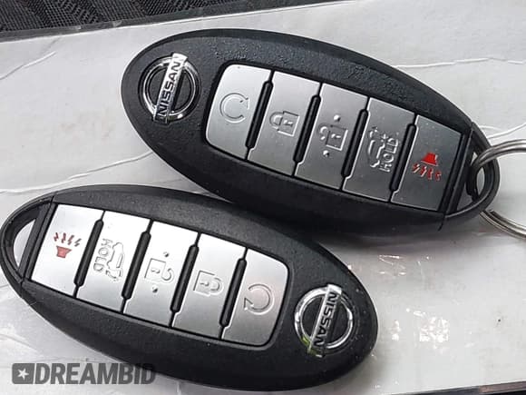 ✅ 2018 Nissan Rogue SV • VIN: KNMAT2MV7JP595242 • Лот: 43545854. Опубликован ранее на IAAI с пробегом 30 381 миль. Бесплатный доступ к архиву аукционных продаж из США и подробный отчёт об истории автомобиля на DreamBid. Изображение 11.