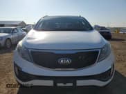 ✅ 2014 Kia Sportage SX • VIN: KNDPCCA67E7654342 • Lot: 62549445. Wystawiony na Copart z przebiegiem 89 557 mil. Bezpłatny archiwum sprzedaży aukcyjnych z USA i szczegółowy raport historii pojazdu na DreamBid. Zdjęcie 5.