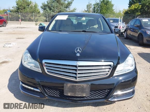 ✅ 2014 Mercedes-Benz C 300 Sport • VIN: WDDGF8AB3EG167534 • Lot: 43192117. Listed on IAAI with 63,802 mi. Free auction sales archive from the USA and detailed vehicle history report at DreamBid. Image 12.