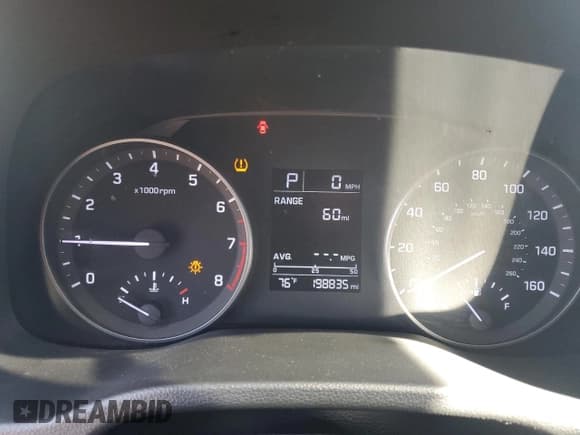 ✅ 2018 Hyundai Elantra SE • VIN: KMHD74LF7JU581720 • Lot: 89900095. Listed on Copart with 198,835 mi. Free auction sales archive from the USA and detailed vehicle history report at DreamBid. Image 9.