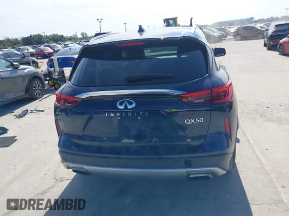 ✅ 2019 Infiniti QX50 Essential • VIN: 3PCAJ5M1XKF131104 • Lot: 41452545. Wystawiony na IAAI z przebiegiem 113 271 mil. Bezpłatny archiwum sprzedaży aukcyjnych z USA i szczegółowy raport historii pojazdu na DreamBid. Zdjęcie 15.