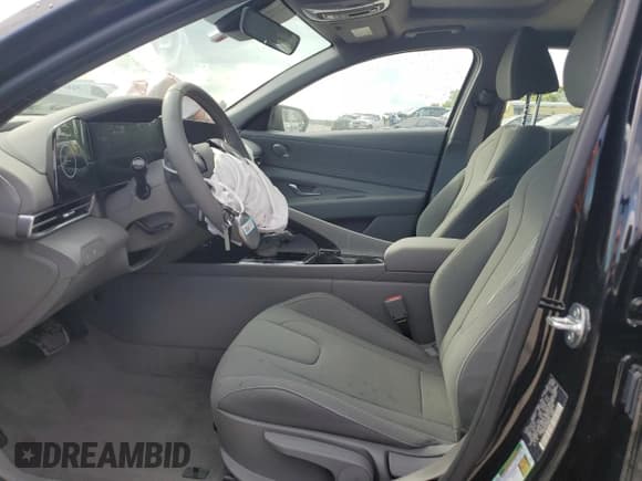 ✅ 2024 Hyundai Elantra SEL • VIN: KMHLS4DG7RU716028 • Lot: 59912774. Listed on Copart with 2,971 mi. Free auction sales archive from the USA and detailed vehicle history report at DreamBid. Image 7.