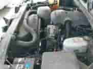 2004 Chevrolet Silverado 1500 z VIN 1GCEC14T24Z201973, wystawiony jako IAAI lot #41975574 z przebiegiem 127 796 mil mil oraz . Historia ofert i sprzedaży dostępna na DreamBid. Obrazek 19.