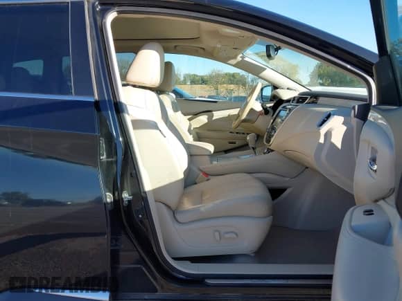 2015 Nissan Murano Platinum with VIN 5N1AZ2MH2FN249848, listed as a IAAI auction lot 43394992 with 150,969 mi miles and . Bid and sale history available at DreamBid. Image 5.