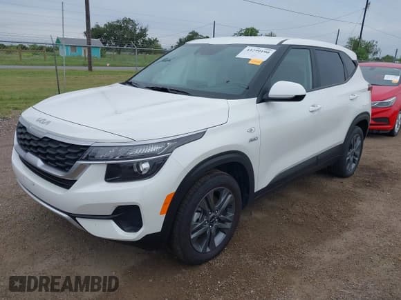 ✅ 2023 Kia Seltos LX • VIN: KNDEPCAA4P7369164 • Lot: 43299190. Listed on IAAI with 10,255 mi. Free auction sales archive from the USA and detailed vehicle history report at DreamBid. Image 2.