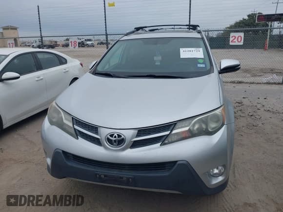 ✅ 2014 Toyota RAV4 XLE • VIN: 2T3WFREV8EW121783 • Lot: 41281729. Listed on IAAI with 150,079 mi. Free auction sales archive from the USA and detailed vehicle history report at DreamBid. Image 12.