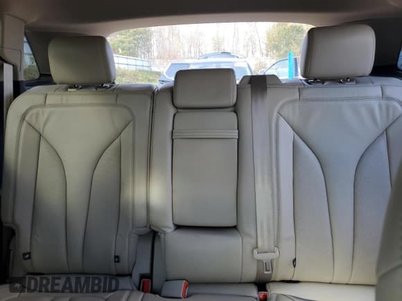 ✅ 2016 Lincoln MKX Select • VIN: 2LMTJ8KR4GBL61325 • Lot: 90105455. Listed on Copart with 104,877 mi. Free auction sales archive from the USA and detailed vehicle history report at DreamBid. Image 10.