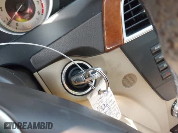 ✅ 2012 Mercedes-Benz C 300 Sport • VIN: WDDGF8BB4CR228650 • Лот: 42458626. Опубликован ранее на IAAI с пробегом 143 027 миль. Бесплатный доступ к архиву аукционных продаж из США и подробный отчёт об истории автомобиля на DreamBid. Изображение 11.