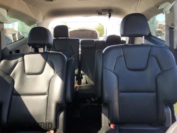 ✅ 2025 Kia Telluride S • VIN: 5XYP6DGCXSG614166 • Lot: 72100635. Wystawiony na Copart z przebiegiem 12 119 mil. Bezpłatny archiwum sprzedaży aukcyjnych z USA i szczegółowy raport historii pojazdu na DreamBid. Zdjęcie 10.