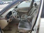 ✅ 2000 Nissan Sentra XE • VIN: 3N1CB51DXYL353143 • Lot: 55061205. Wystawiony na Copart z przebiegiem 145 737 mil. Bezpłatny archiwum sprzedaży aukcyjnych z USA i szczegółowy raport historii pojazdu na DreamBid. Zdjęcie 7.