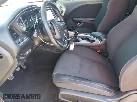 ✅ 2016 Dodge Challenger R/T Scat Pack • VIN: 2C3CDZFJ4GH345659 • Lot: 57662504. Wystawiony na Copart z przebiegiem 110 314 mil. Bezpłatny archiwum sprzedaży aukcyjnych z USA i szczegółowy raport historii pojazdu na DreamBid. Zdjęcie 7.