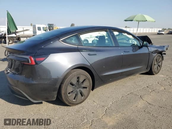 ✅ 2024 Tesla Model 3 • VIN: 5YJ3E1EA2RF853178 • Lot: 71849995. Wystawiony na Copart z przebiegiem 15 308 mil. Bezpłatny archiwum sprzedaży aukcyjnych z USA i szczegółowy raport historii pojazdu na DreamBid. Zdjęcie 3.