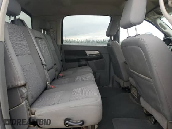 2008 Dodge 3500 SXT z VIN 3D7MX39A68G151870, wystawiony jako Copart lot #59962625 z przebiegiem 174 581 mil mil oraz Nie do naprawy • Non repairable. Historia ofert i sprzedaży dostępna na DreamBid. Obrazek 10.